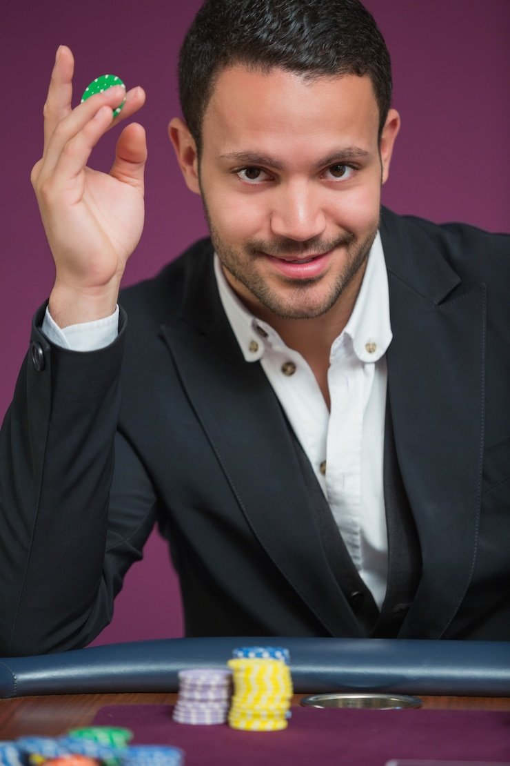 Tim dukungan pelanggan ipk slot siap membantu pengguna melalui live chat dan email